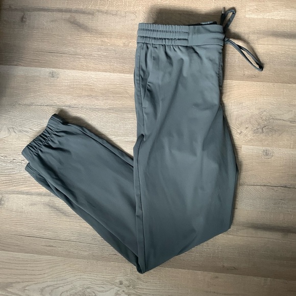 RW&Co Ankle Jogger - Picture 3 of 3